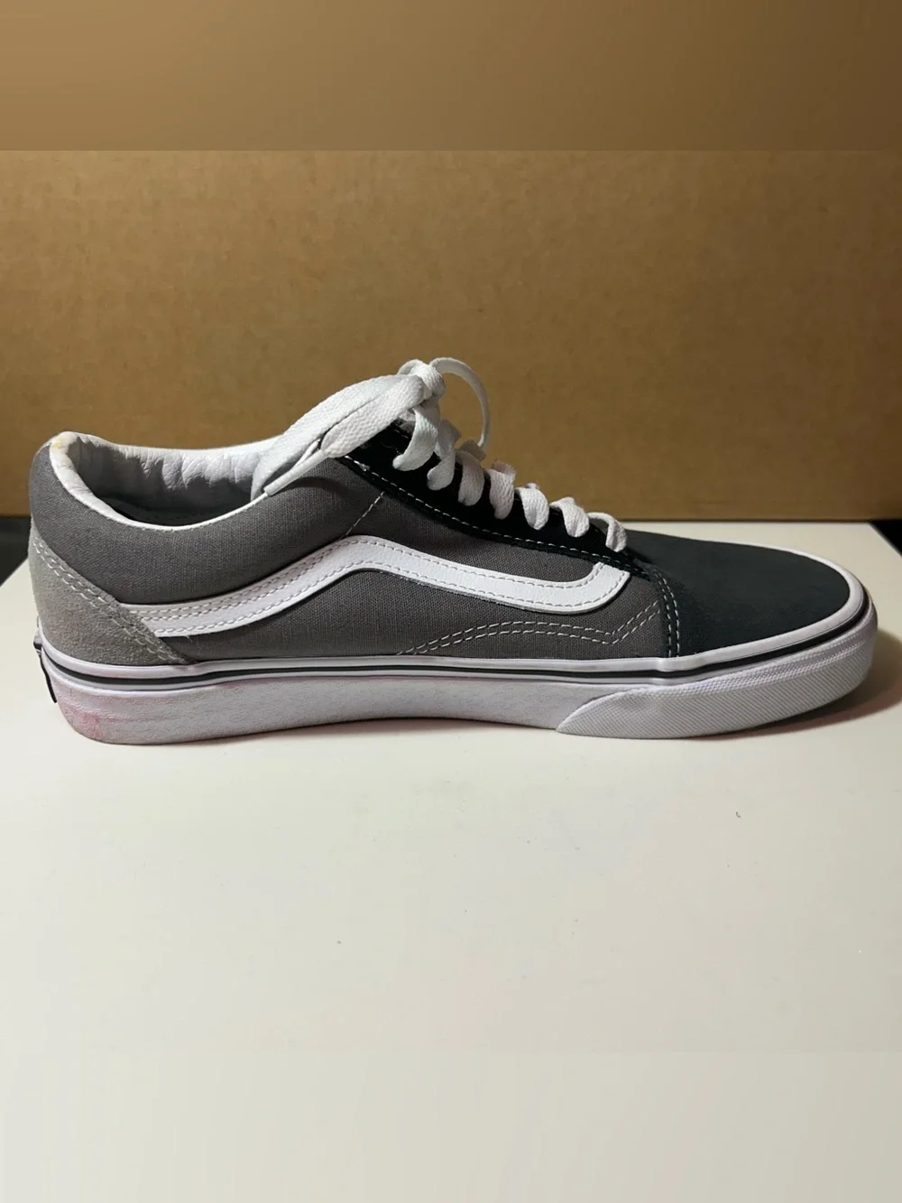 Vans Men's Size 7.5 Low-Top Color-Block Lace Up Sneakers Shoes Black and White